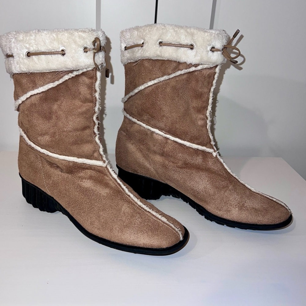 Vintage Vaneli Suede Moccasin Boots